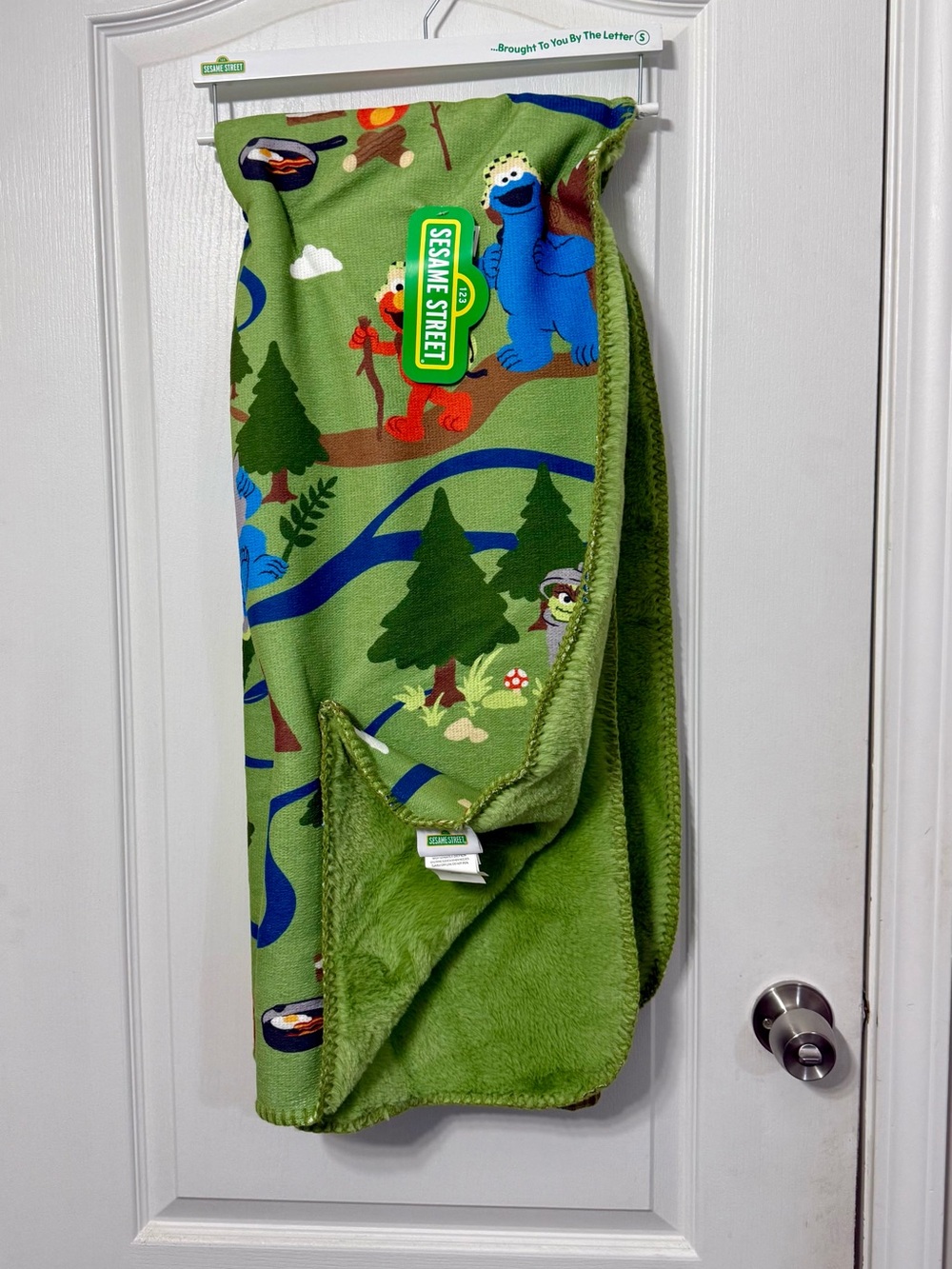 Sesame Street Green Plush Kids Blanket with Blue Cookie Monster & Red Accents